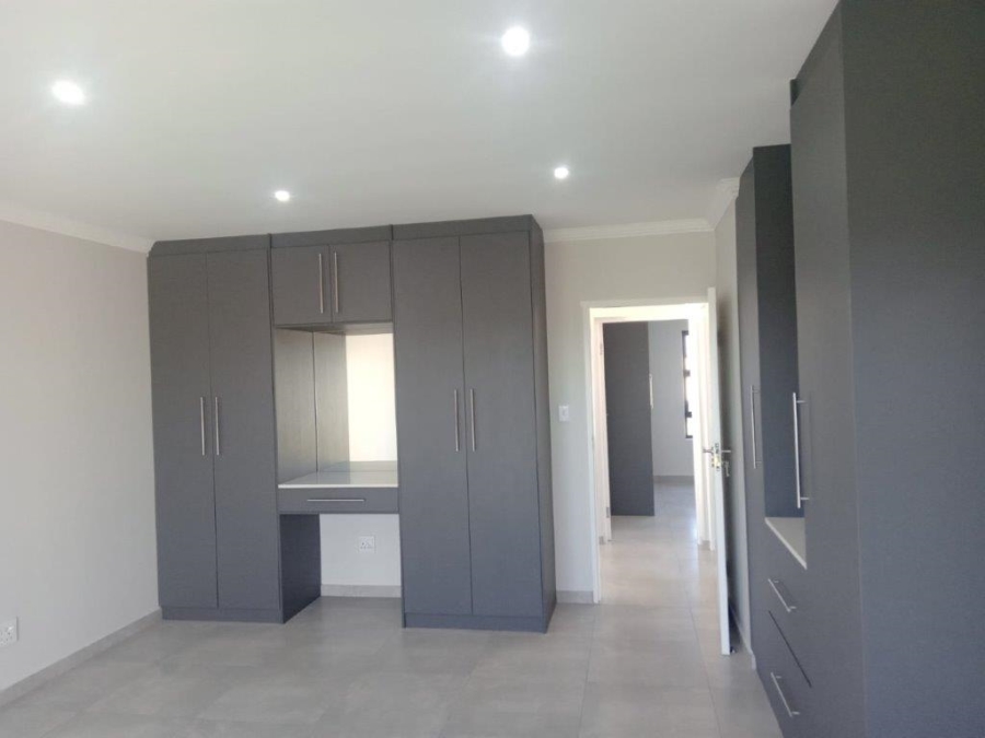 3 Bedroom Property for Sale in Paradise Beach Eastern Cape